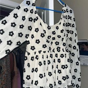 Arula Floral Top